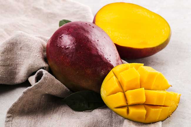 ¿Es seguro comer mango si tiene manchas blancas?